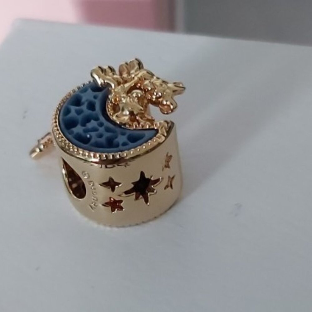 PANDORA *Retired* Sterling Silver & 14K Gold-Plated Disney Mickey & Minnie - Picture 9 of 16